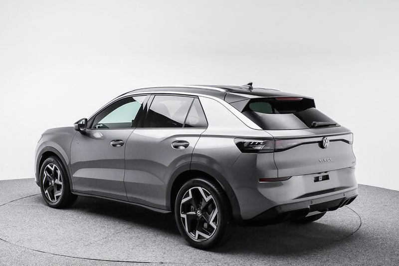 2026 Volkswagen T-Roc R-Line Launch Edition image 4