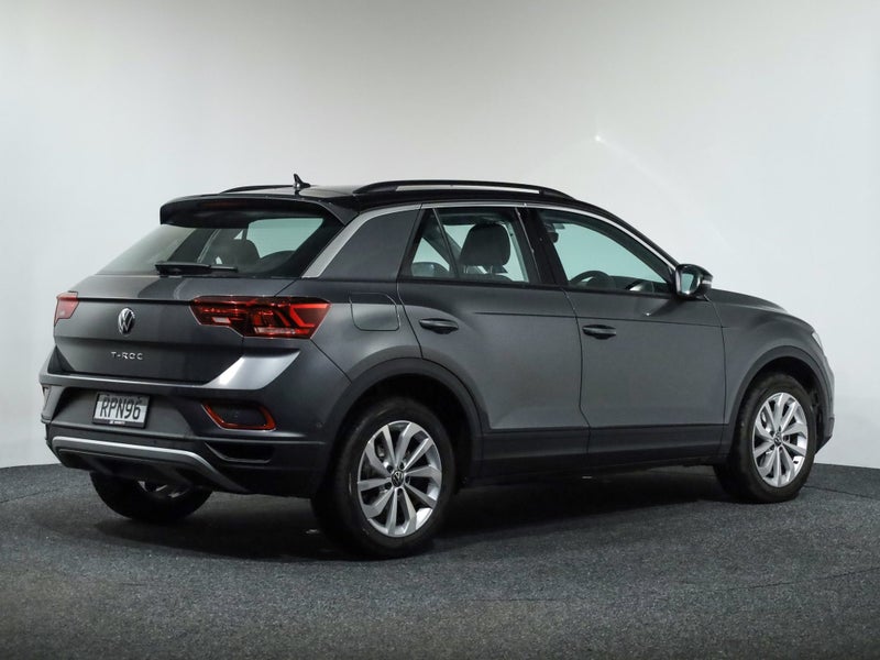 2026 Volkswagen T-Roc Tsi Life 110kW image 5