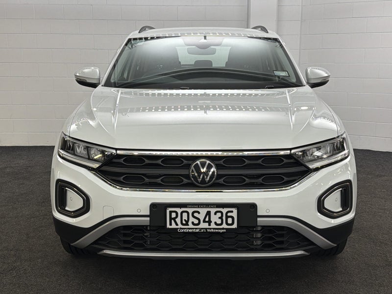 2026 Volkswagen T-Roc TSI LIFE 2WD image 5