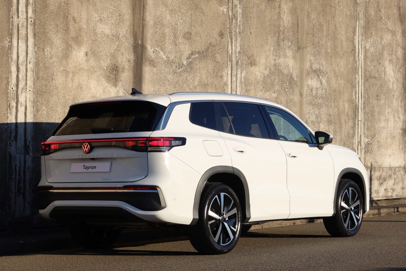 2026 Volkswagen Tayron Elegance image 3