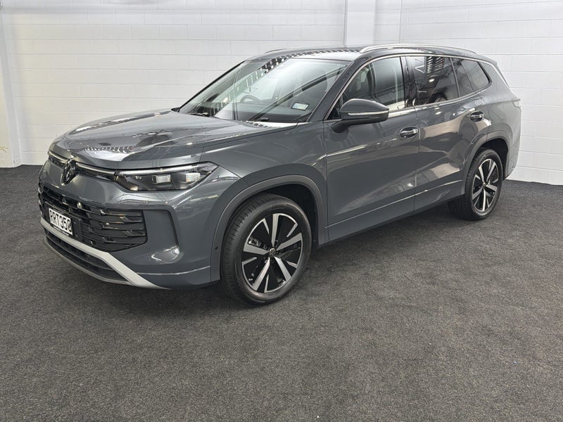 2026 Volkswagen Tayron ELEGANCE image 3