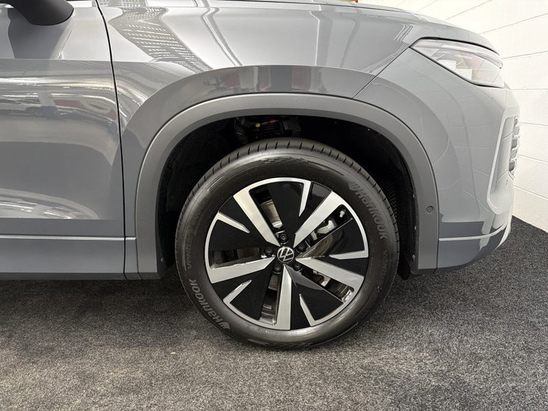 2026 Volkswagen Tayron ELEGANCE image 5