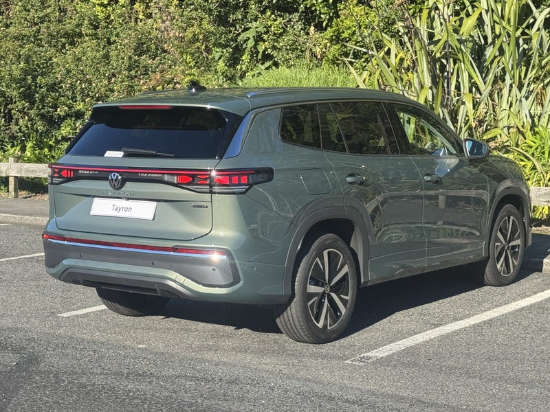 2026 Volkswagen Tayron Elegance AWD image 3