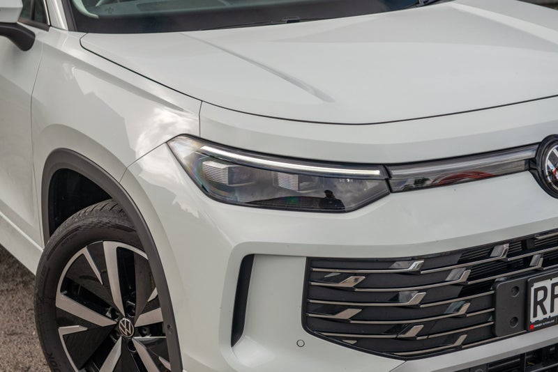 2026 Volkswagen Tayron Elegance AWD 2.0 image 4