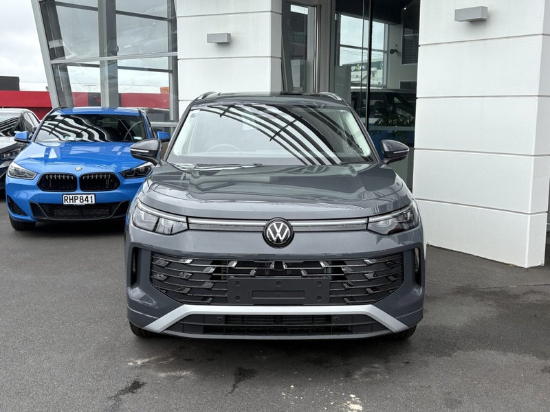 2026 Volkswagen Tayron Elegance AWD 2.0PT Touri... image 2