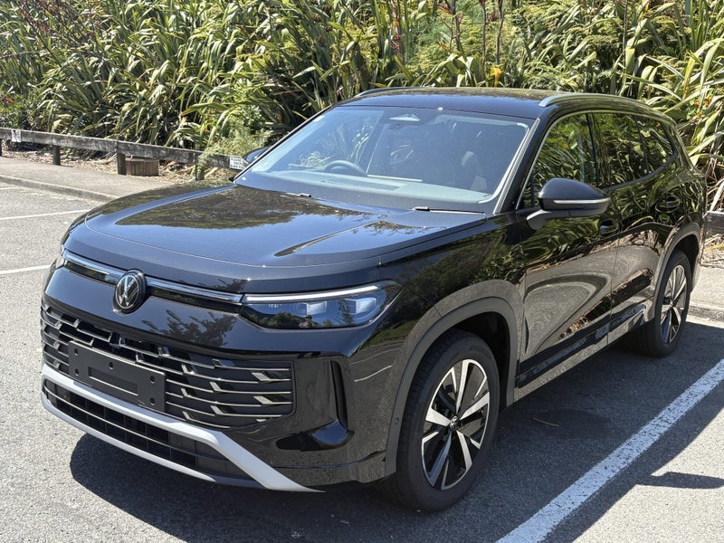 2026 Volkswagen Tayron Elegance AWD image 4