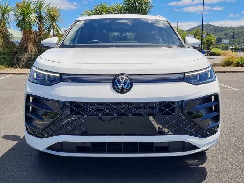 2026 Volkswagen Tayron R-LINE 4MOTION AWD 2.0P image 2