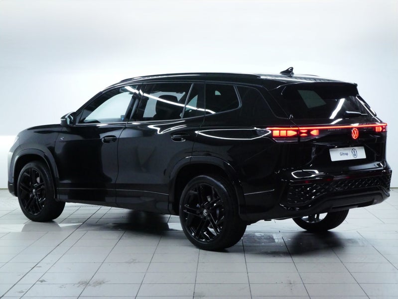 2026 Volkswagen Tayron R-Line AWD image 4