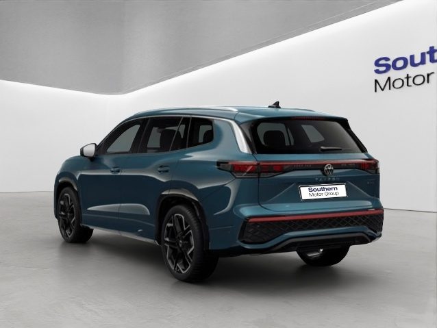 2026 Volkswagen Tayron R-line AWD image 3