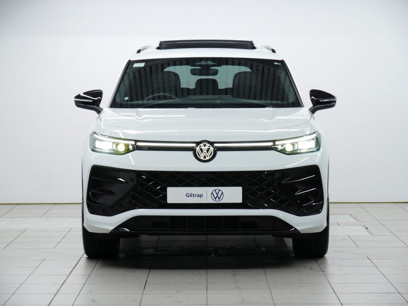 2026 Volkswagen Tayron R-Line AWD image 2