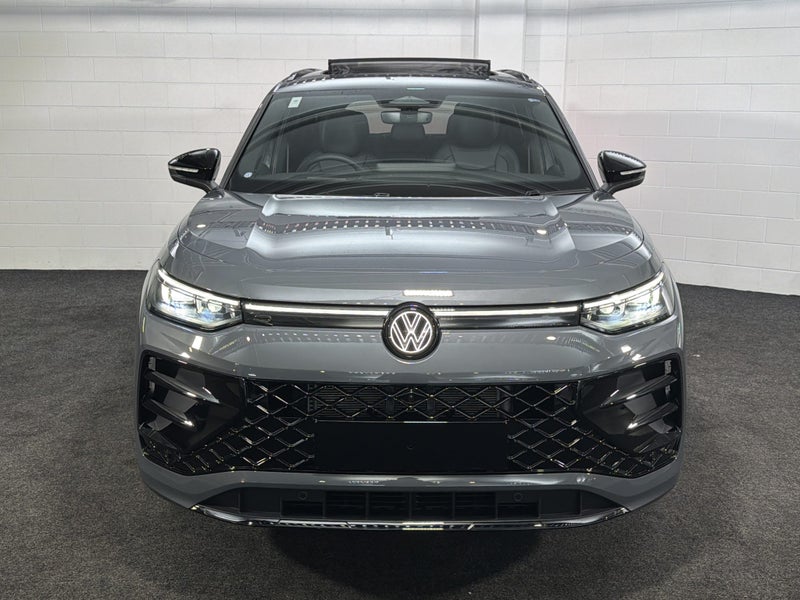 2026 Volkswagen Tayron R-LINE AWD image 4