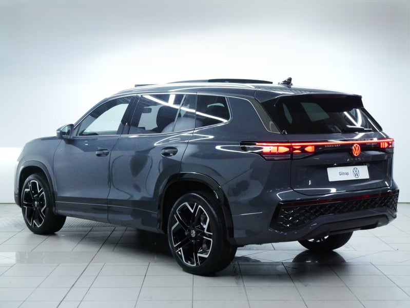 2026 Volkswagen Tayron R-Line AWD image 4