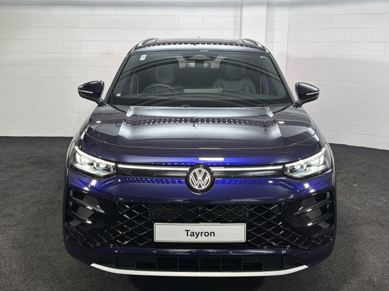 2026 Volkswagen Tayron R-LINE AWD image 2