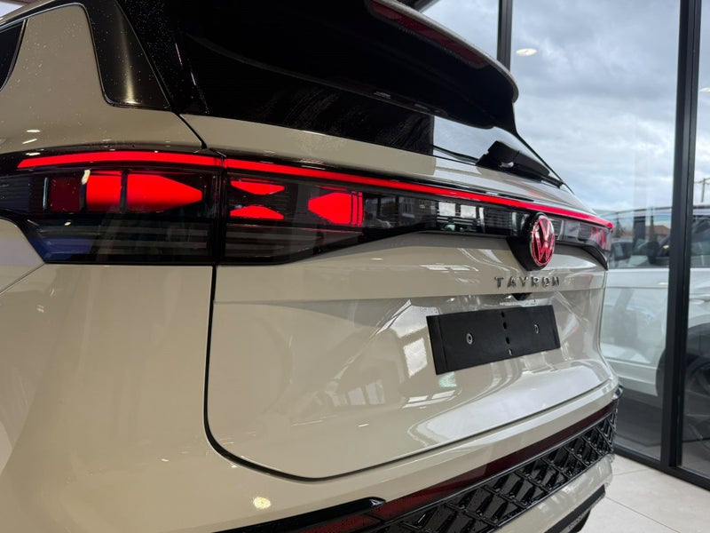 2026 Volkswagen Tayron R-Line AWD - Touring Pack image 4
