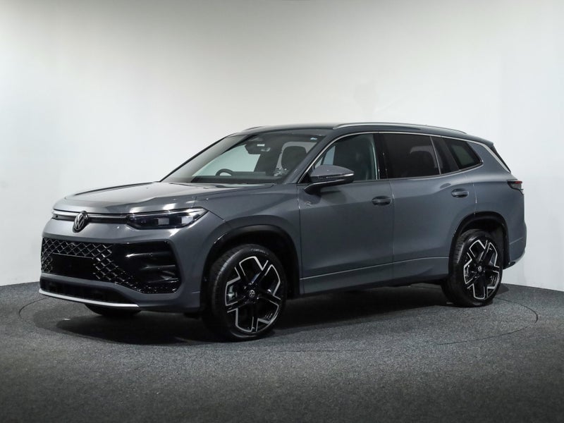 2026 Volkswagen Tayron TSi R-Line 4Motion 195kW image 3