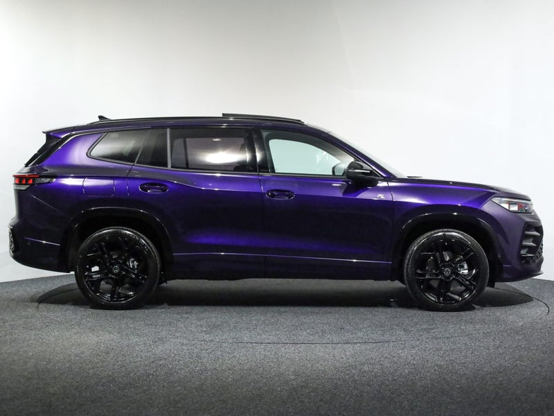 2026 Volkswagen Tayron TSi R-Line 4Motion 195kW image 4