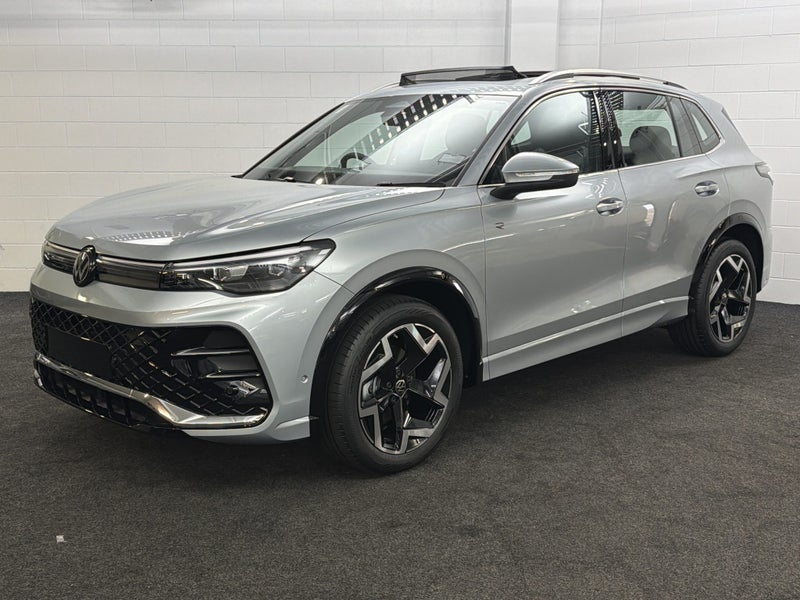2026 Volkswagen Tiguan 3 R-LINE image 2