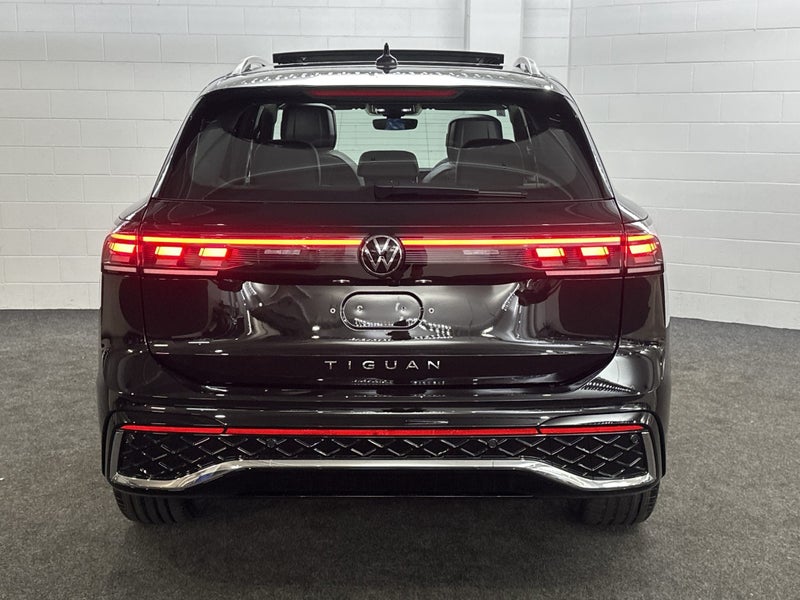 2026 Volkswagen Tiguan 3 R-LINE image 4