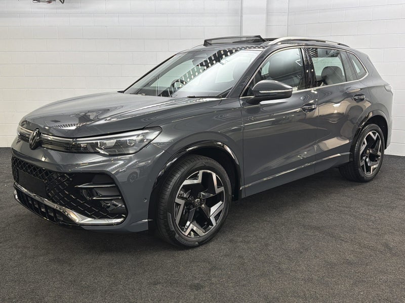 2026 Volkswagen Tiguan 3 R-LINE image 4