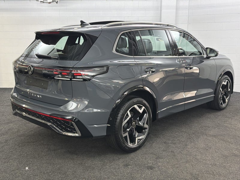 2026 Volkswagen Tiguan 3 R-LINE image 5