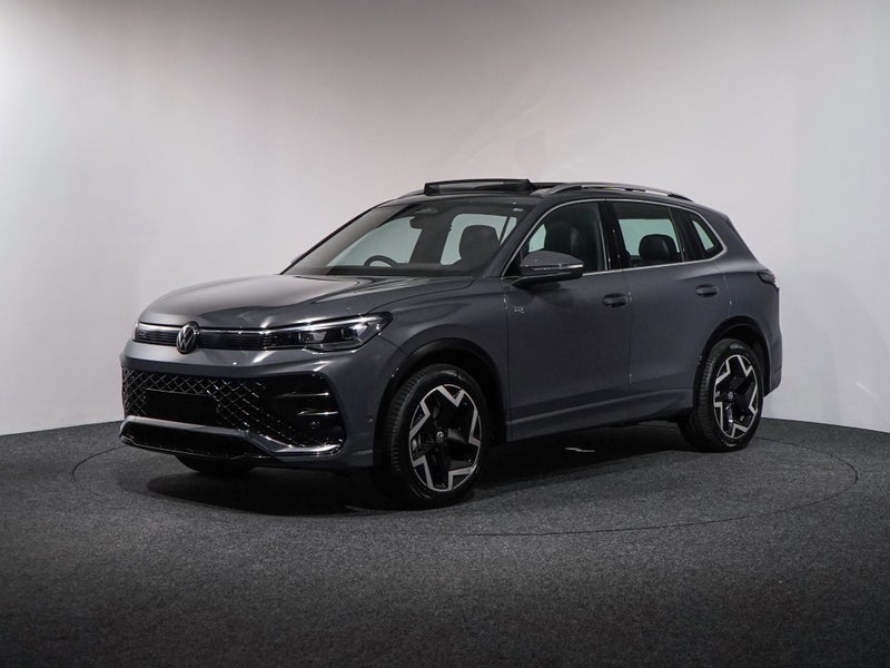 2026 Volkswagen Tiguan 3 Tsi R-Line Touring 2WD image 3