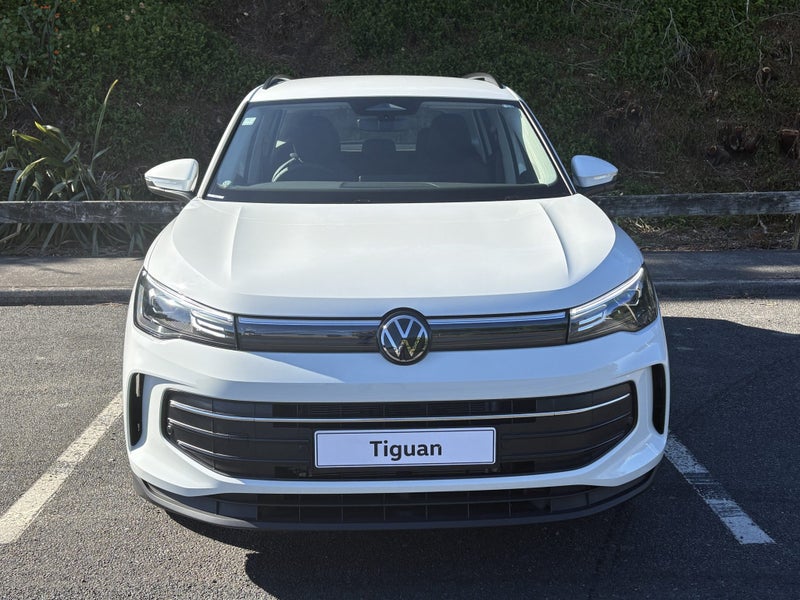 2026 Volkswagen Tiguan Life 2WD image 3