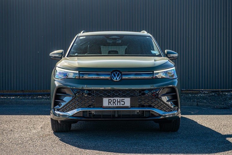 2026 Volkswagen Tiguan R-Line 1.4 2WD image 2