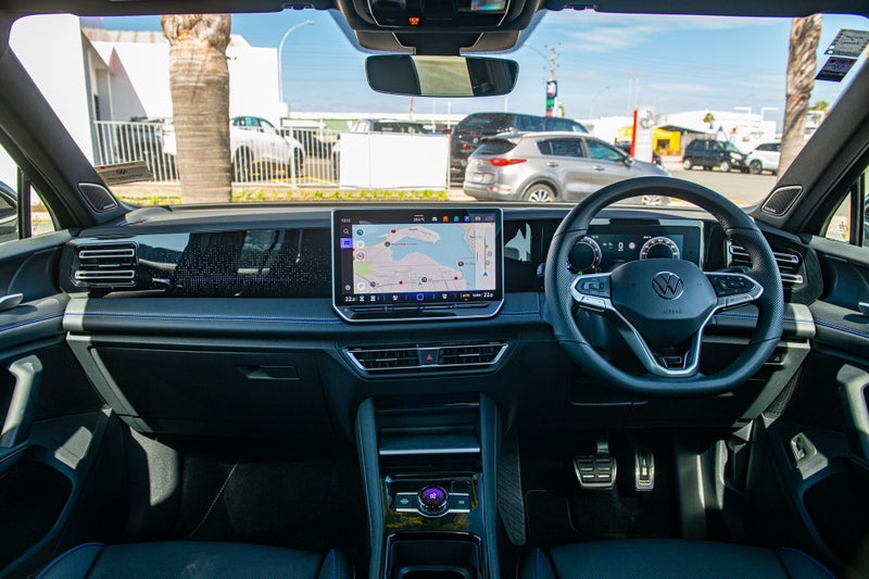 2026 Volkswagen Tiguan R-Line 1.4 2WD image 3