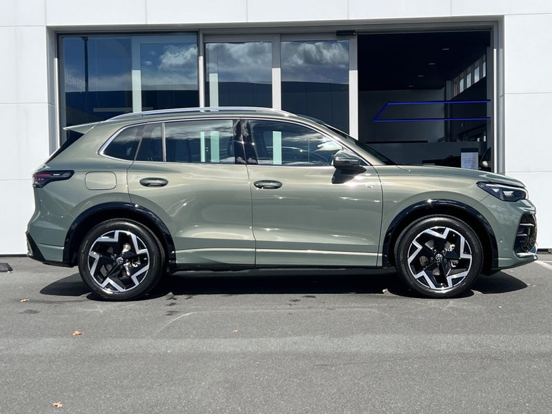 2026 Volkswagen Tiguan R-Line 1.4Pt/7At image 4