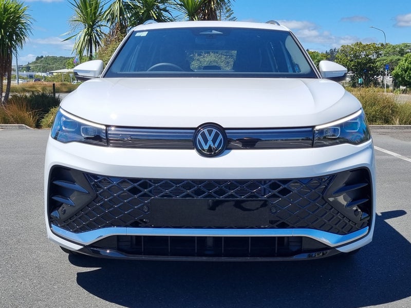 2026 Volkswagen Tiguan R-Line 1.4Pt/7At image 2