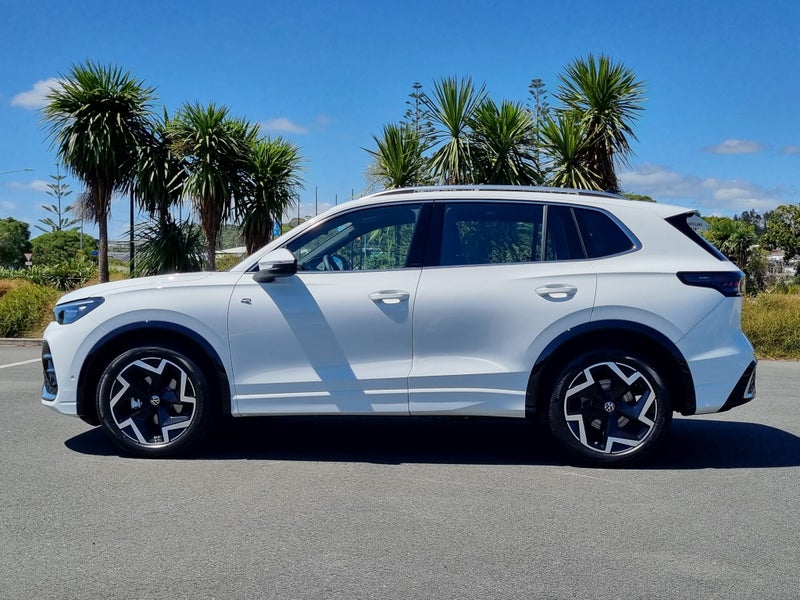 2026 Volkswagen Tiguan R-Line 1.4Pt/7At image 3