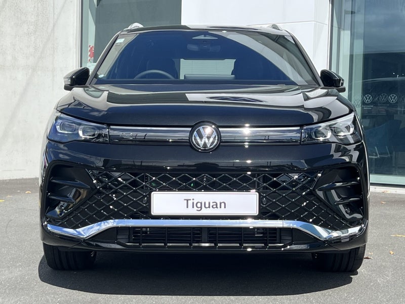 2026 Volkswagen Tiguan R-Line AWD 2.0 image 2