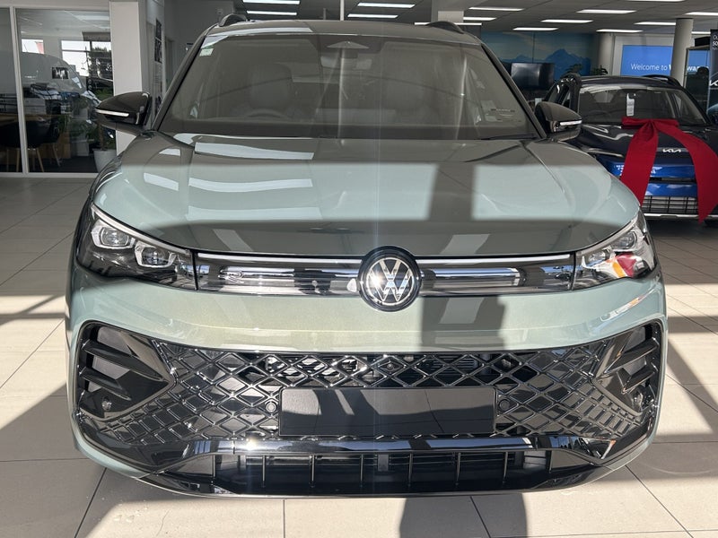 2026 Volkswagen Tiguan R-Line Awd 2.0Pt/4Wd image 2