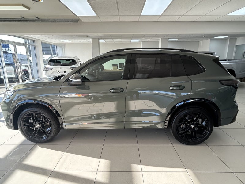 2026 Volkswagen Tiguan R-Line Awd 2.0Pt/4Wd image 4