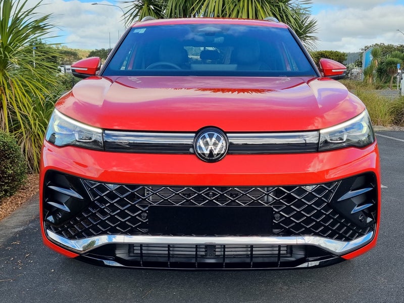 2026 Volkswagen Tiguan R-Line Awd 2.0Pt/4Wd image 2