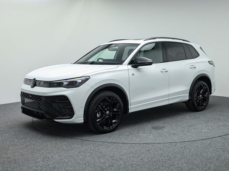 2026 Volkswagen Tiguan R-Line AWD image 5