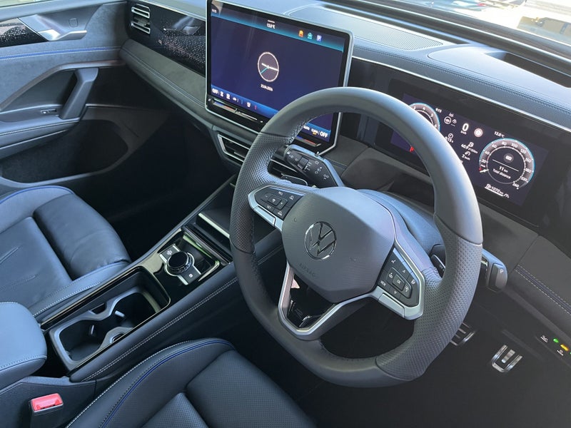 2026 Volkswagen Tiguan R-Line TSI 2.0T/4Wd image 5