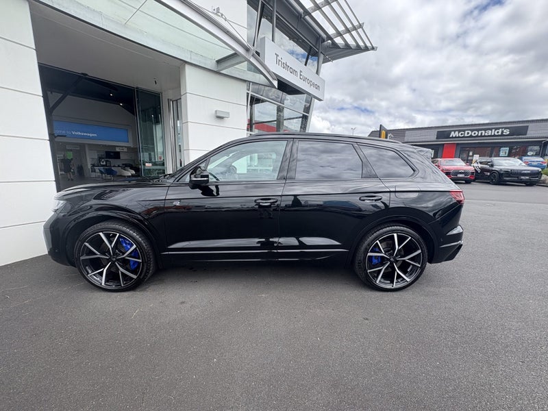 2026 Volkswagen Touareg R PHEV 340kW image 5