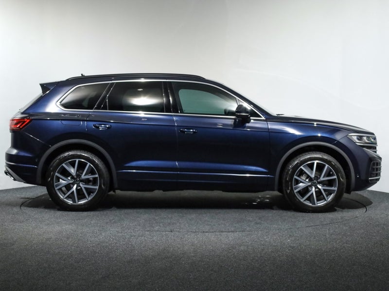 2026 Volkswagen Touareg TDi V6 170kW image 4