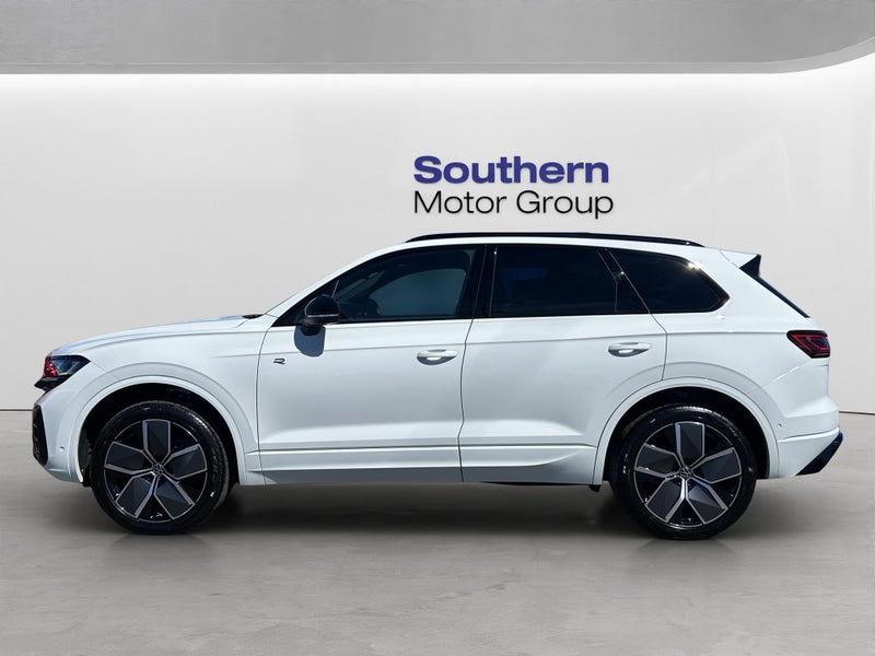 2026 Volkswagen Touareg V6 S R-Line TDi image 5