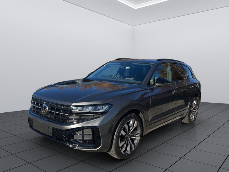 2026 Volkswagen Touareg V6 S R-Line TDi image 4
