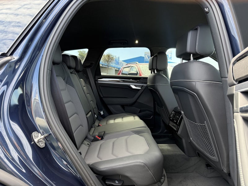 2026 Volkswagen Touareg V6S R-Line 210KW TDi - image 5
