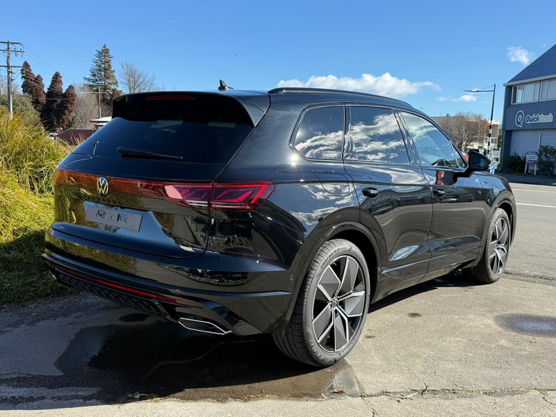 2026 Volkswagen Touareg V6S R-LINE 210kW TDI -... image 4