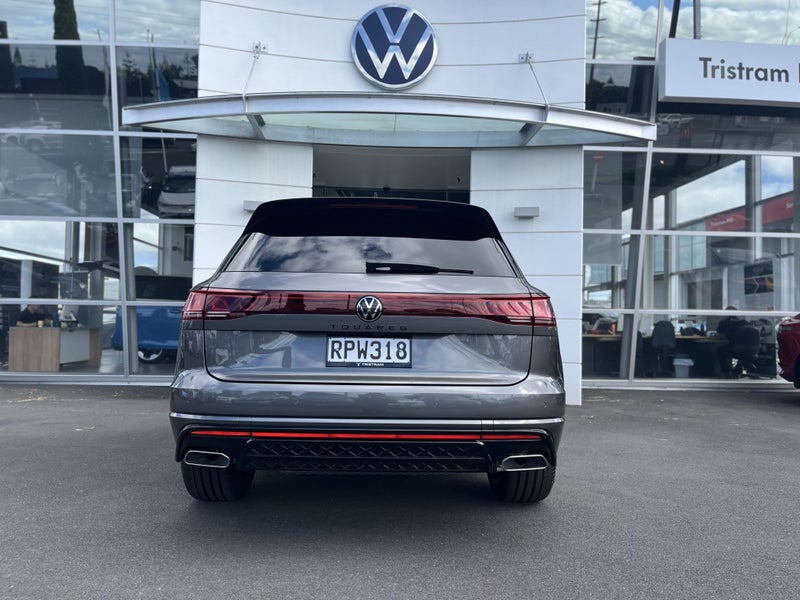 2026 Volkswagen Touareg V6S R-Line TDI 210kw image 3