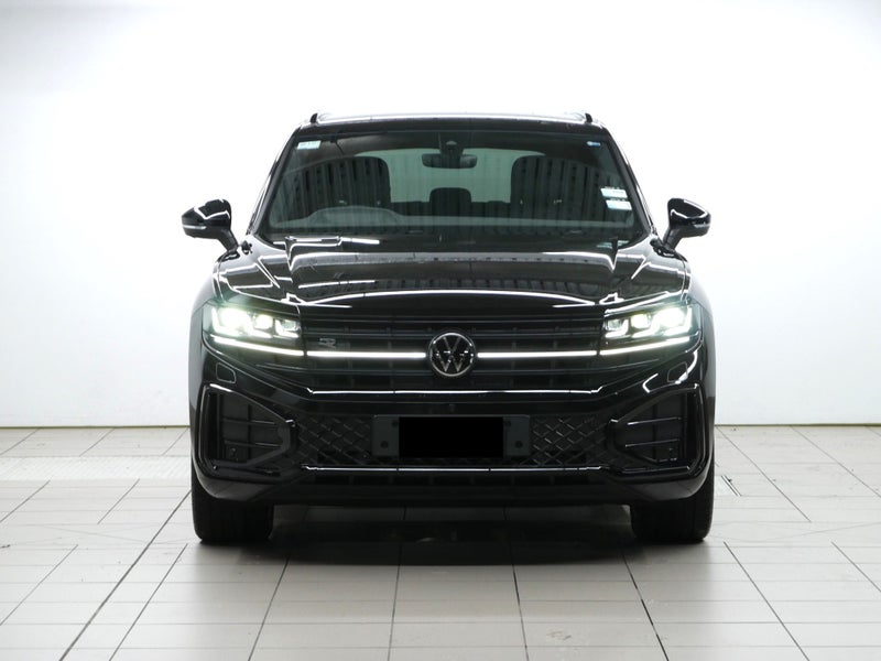 2026 Volkswagen Touareg V6S R-Line TDI image 2