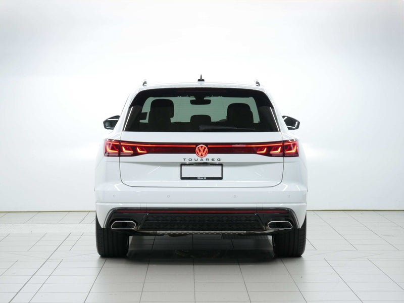 2026 Volkswagen Touareg V6S R-Line TDI image 4