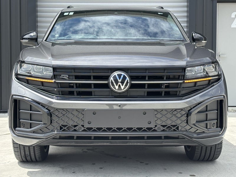 2026 Volkswagen Touareg V6S R-Line TDI image 2