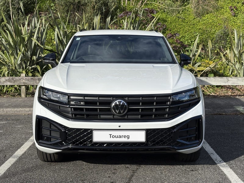 2026 Volkswagen Touareg V6S R-Line TDI image 4