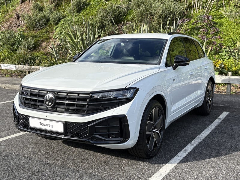 2026 Volkswagen Touareg V6S R-Line TDI image 5