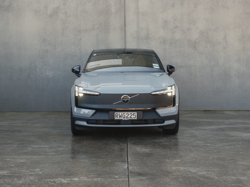 2026 Volvo EX30 Cross Country Twin Motor Perfor... image 2